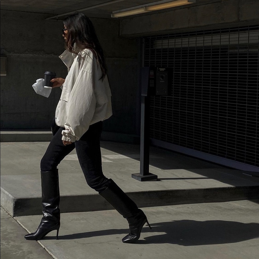 Jimmy Choo Mahesa 85 Knee High Smooth Leather Boots 37.5, 7.5